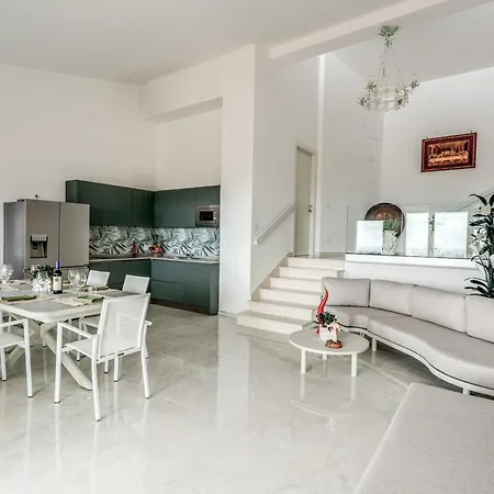 Modern Sorrento Coast With Private Pool & Terrace * Massa Lubrense